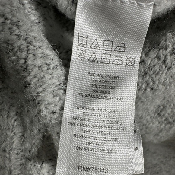 Ruby Moon From Anthropologie Cowl Neck Heathered Grey Sweater NWT Size Medium - Picture 3 of 7